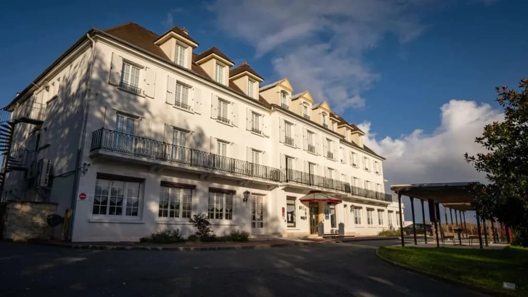 Ile zarabia właściciel hotelu? Zaskakujące fakty i liczby