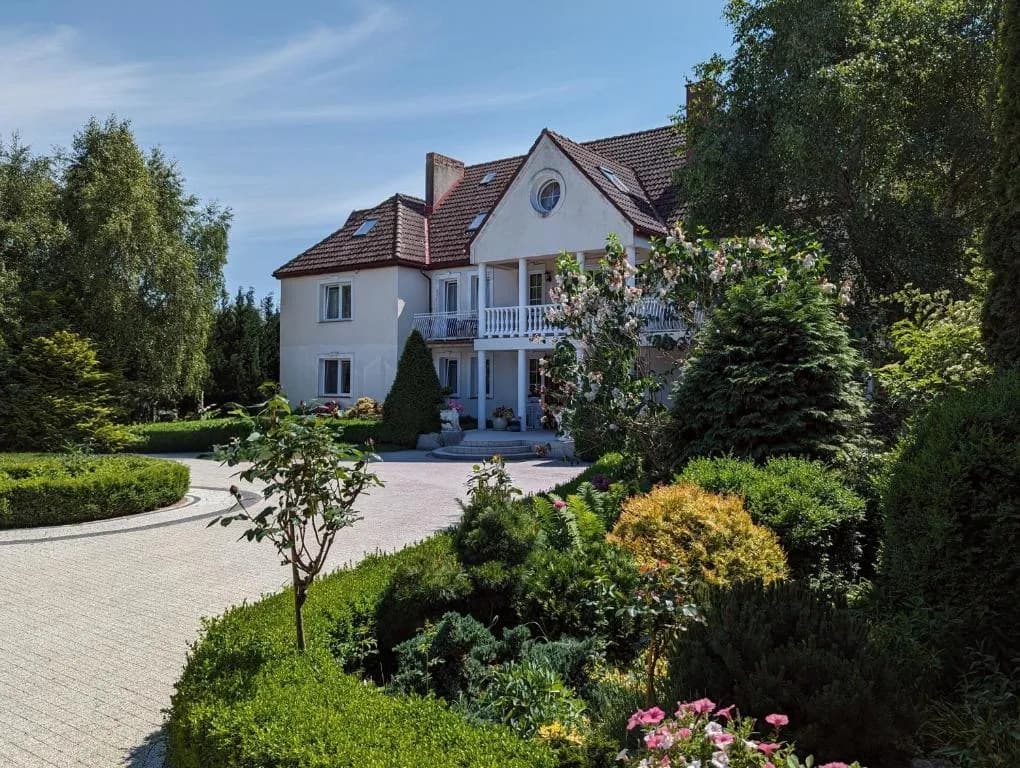 Brzozowy Dworek Dębki – idealne miejsce na relaks i komfortowy wypoczynek