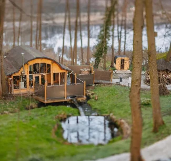 Najlepsze restauracje nad jeziorem w Lubuskim z pięknymi widokami