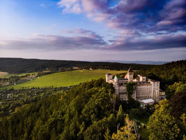 Zamki w okolicy Kudowy-Zdroju, które musisz odwiedzić na wycieczce