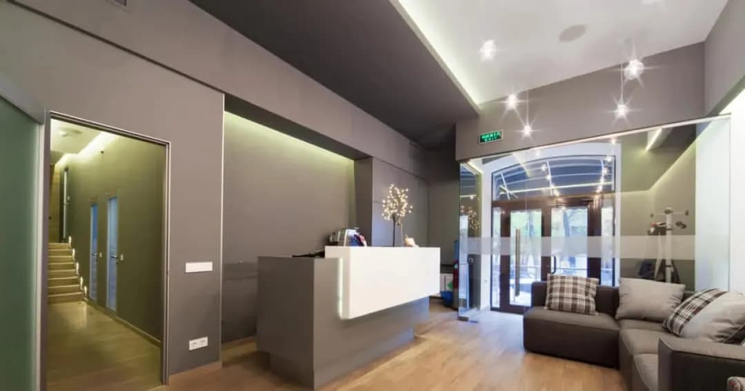 Co to jest lobby w hotelu i dlaczego ma kluczowe znaczenie?