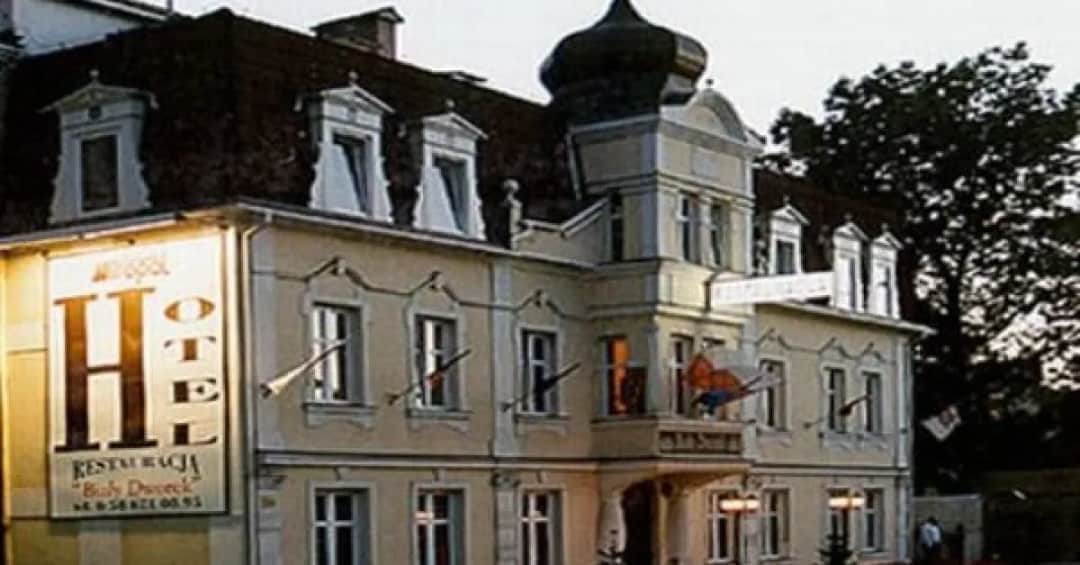 Biały Dworek Rumia – idealny hotel z wyjątkowymi udogodnieniami