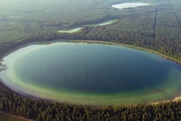 Jezioro Płaskie Podlasie - odkryj jego niezwykłe piękno i atrakcje