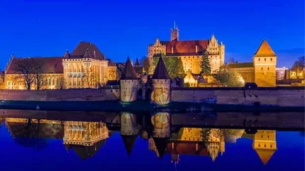Zamek w Malborku godziny otwarcia – nie przegap najlepszych godzin zwiedzania